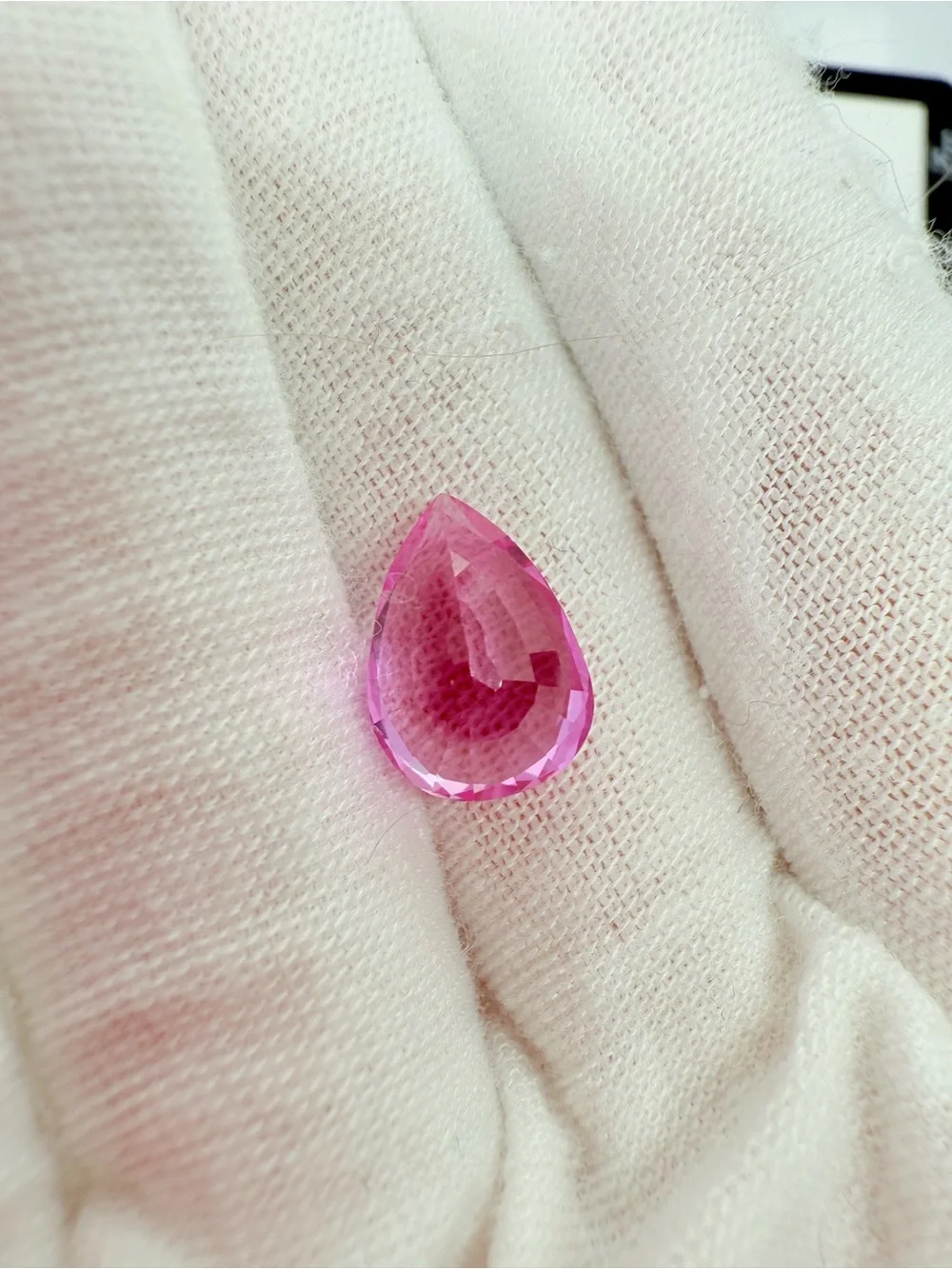 Pink Pear-Cut Gemstone for Women Jewelry